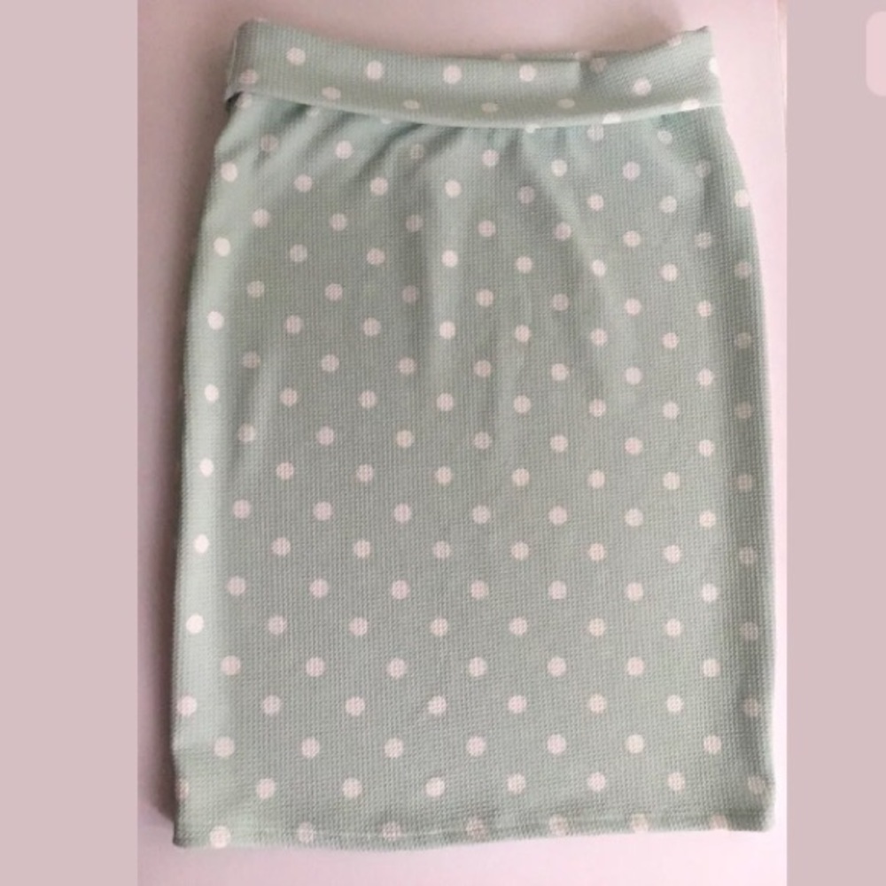 LuLaRoe Polkadot Cassie Skirt